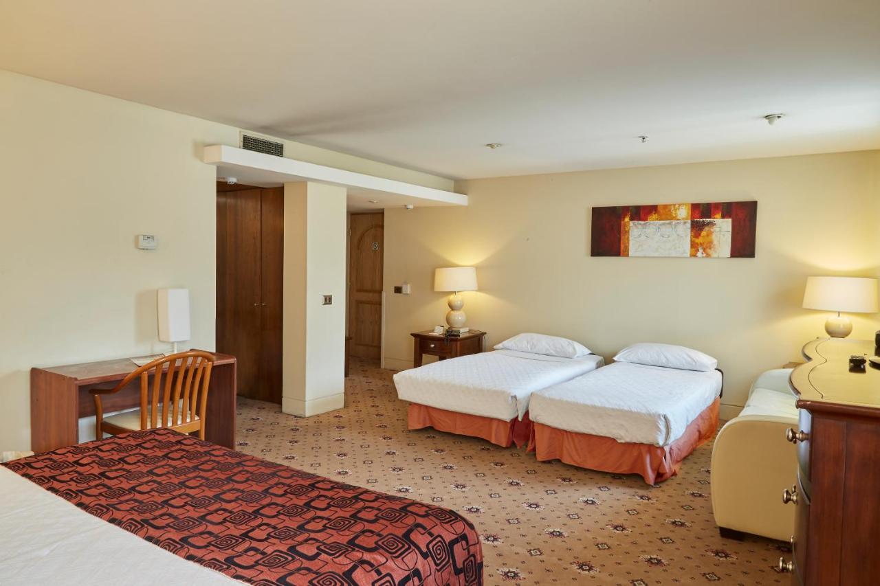 Hotel Torremayor Lyon سانتياغو المظهر الخارجي الصورة
