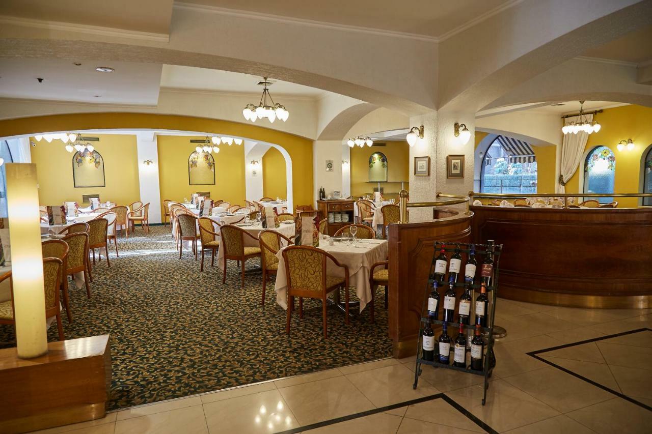 Hotel Torremayor Lyon سانتياغو المظهر الخارجي الصورة
